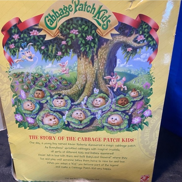 Cabbage Patch Doll Vintage 2004 NIB Beautiful blond hair and freckles NWT - Picture 2 of 16